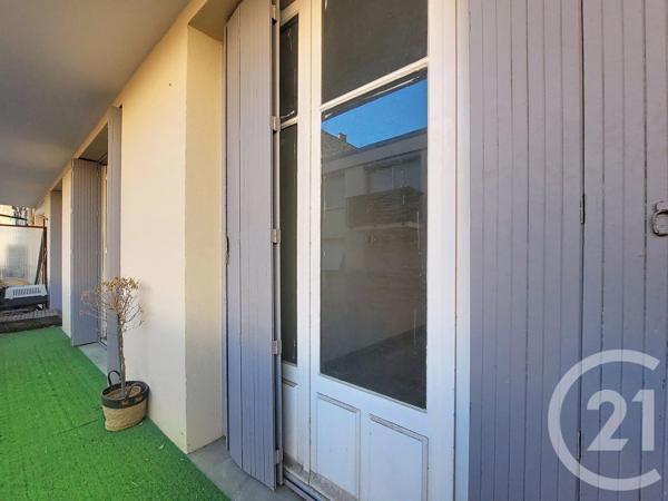 Appartement F2 à vendre  2 pièces - 52,12 m 2   SETE  - 34