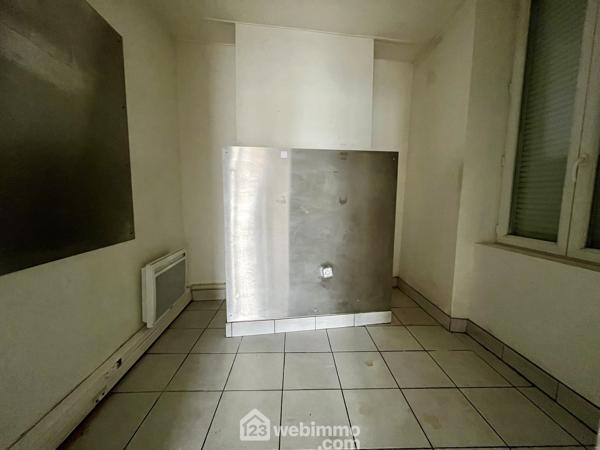 Local 50 m² à Listrac-Médoc 33480