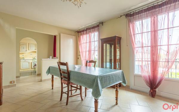 Maison à vendre    6 pièces • 105 m2 Sainte-Geneviève-des-Bois