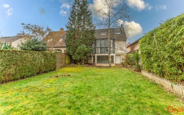 Maison à vendre    6 pièces • 105 m2 Sainte-Geneviève-des-Bois