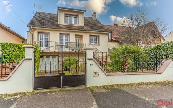 Maison à vendre    6 pièces • 105 m2 Sainte-Geneviève-des-Bois