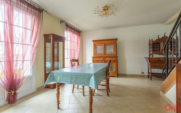 Maison à vendre    6 pièces • 105 m2 Sainte-Geneviève-des-Bois