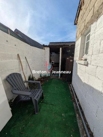 Maison à rénover à Evron