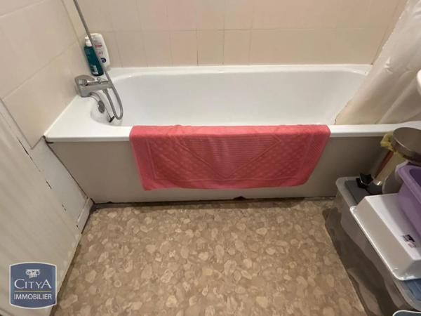 Appartement à louer 3 pièces 58.14m² Poitiers (86000)