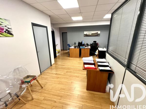 Murs commerciaux  à vendre 98 m² Le Port