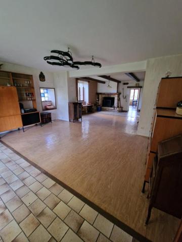 Maison de village en pierre