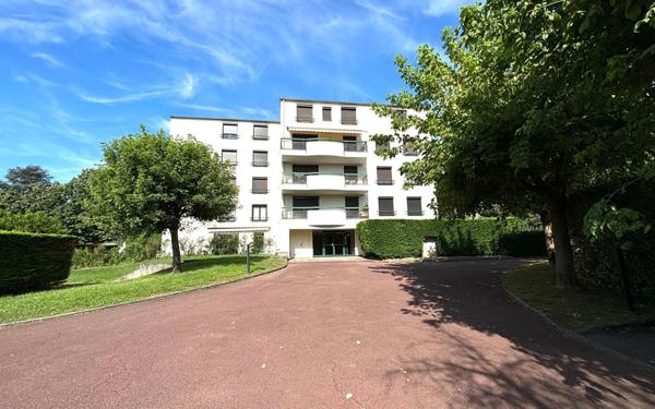 Appartement à vendre    2 pièces •  Tassin-la-Demi-Lune