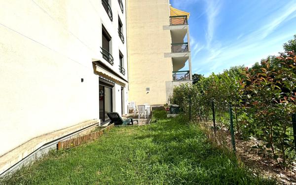 Appartement à vendre    2 pièces •  Tassin-la-Demi-Lune
