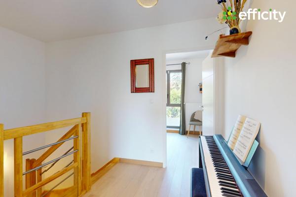 Maison 4 pièces - 96 m² Exclusivité efficity