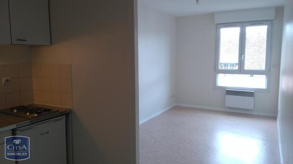 Appartement à louer 1 pièce 19.6m²