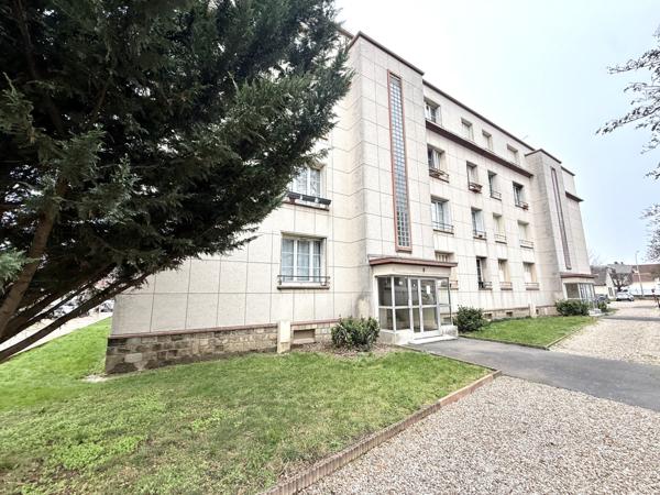 Le Blanc-Mesnil (93150) Appartement 3 Pièces avec cave refait à neuf à 2min du métro 17