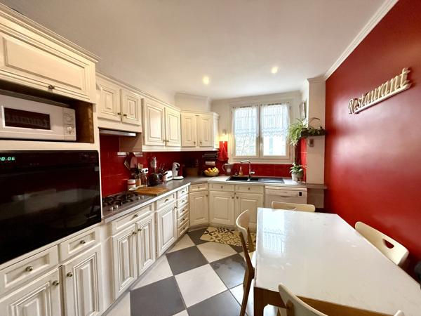 Le Blanc-Mesnil (93150) Appartement 3 Pièces avec cave refait à neuf à 2min du métro 17