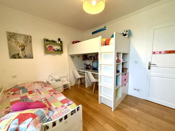 Le Blanc-Mesnil (93150) Appartement 3 Pièces avec cave refait à neuf à 2min du métro 17