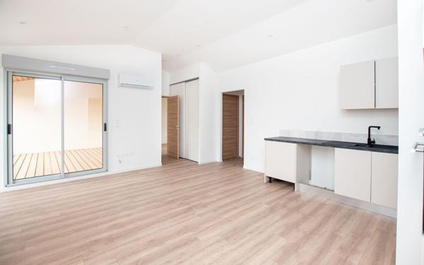 Appartement à vendre    3 pièces • 57,40 m2 Blagnac