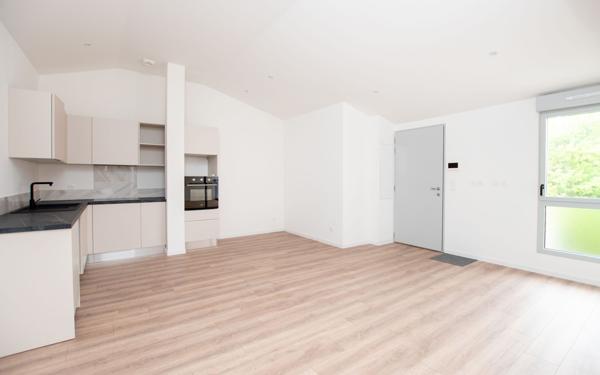 Appartement à vendre    3 pièces • 57,40 m2 Blagnac