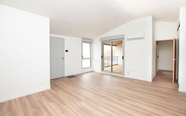 Appartement à vendre    3 pièces • 57,40 m2 Blagnac