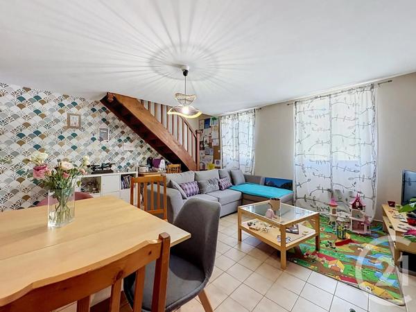 Immeuble à vendre  220 m 2   PAMIERS  - 09