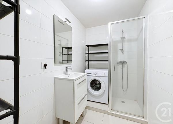 Immeuble à vendre  220 m 2   PAMIERS  - 09