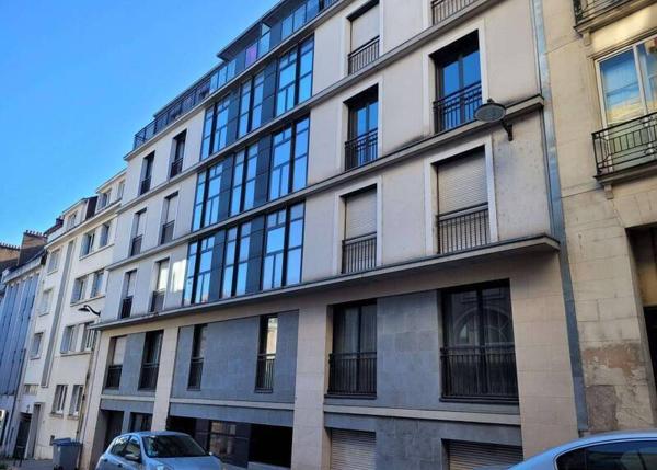 Appartement 2 pièces                                        - 44000 Nantes - Centre ville Réf : 12308