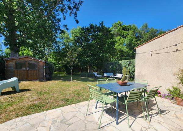 À VENDRE ILE D'OLERON – Maison individuelle coup de cœur 5 pièces 114m² – Terrain clos & terrasse + Garage – 417 000 € FAI