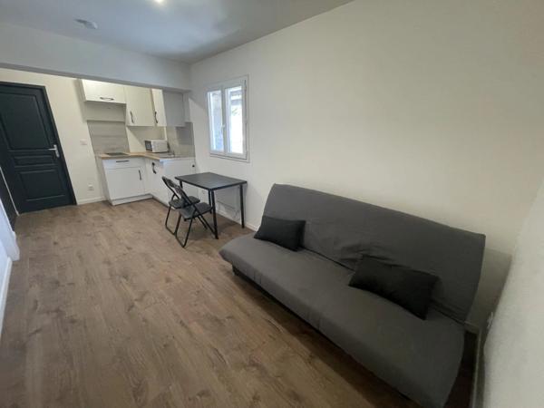 Location Studio 1 pièces 17 m2 à Saint-Quentin