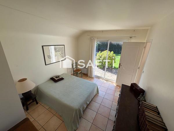 MAISON DE 112 M2, 3 CHAMBRES A 300M DE KERVOYAL SUR TERRAIN DE 800M2