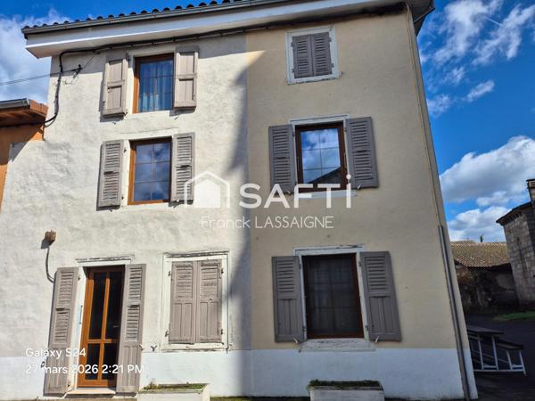 Immeuble avec appartements, caves et garages