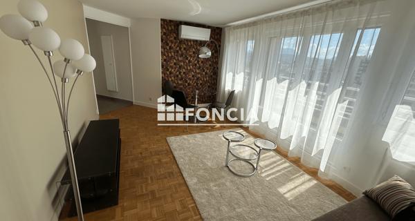 Location Studio meublé 38.15 m² - Grenoble 38000