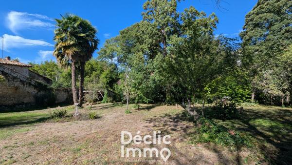 Vente maison Angouleme, 250m² 10 pièces 397 280€ avec garage