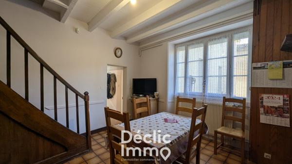 Vente maison Angouleme, 250m² 10 pièces 397 280€ avec garage