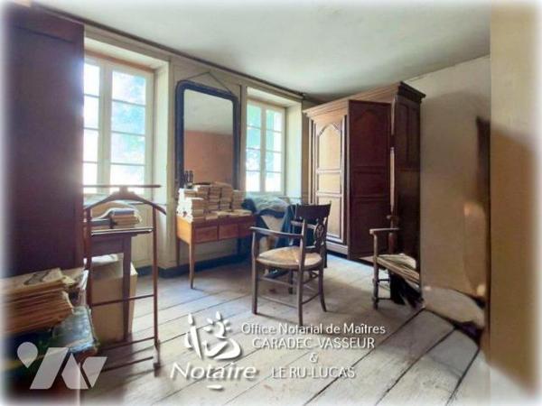 Ensemble immobilier de caractère - Commerce et habitation - Emplacement N°1 au cœur de Lesneven 