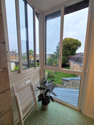 A VENDRE – Appartement T3 au charme de l’ancien – VANNE HYPER CENTRE