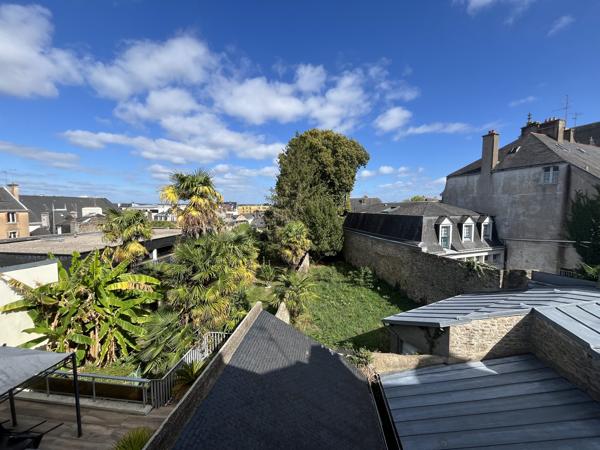 A VENDRE – Appartement T3 au charme de l’ancien – VANNE HYPER CENTRE