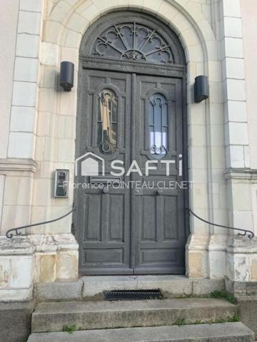 GARE IMMEUBLE DE BUREAUX DE CARACTERE 336 M2