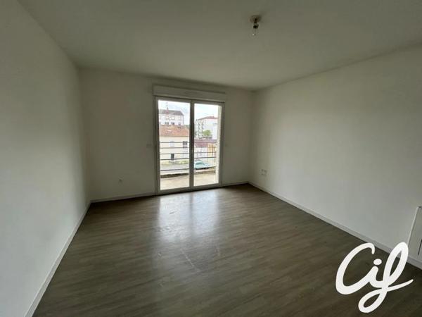 Appartement à vendre à Roche-sur-Yon (85000)