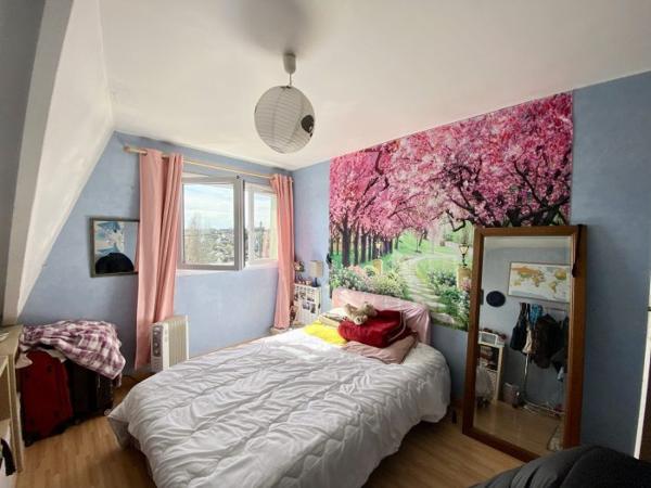 Maison traditionnelle Montfermeil 140.84 m²