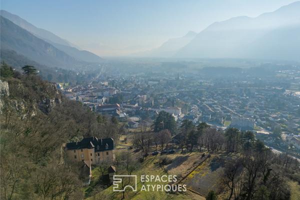 Propriété d’exception adossée à la Chartreuse et sa vue imprenable