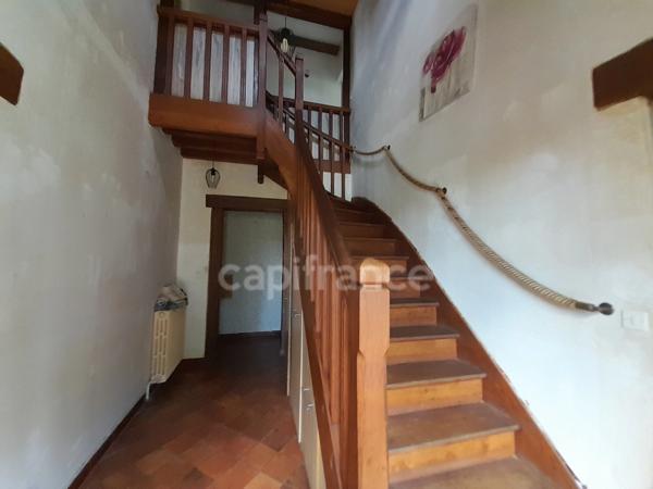 DEPARTEMENT LOIRET- MAISON FAMILIALE 6 PIECES AVEC PISCINE A CHUELLES (45)