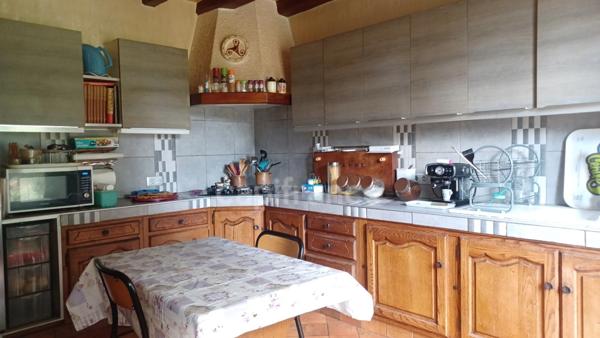 DEPARTEMENT LOIRET- MAISON FAMILIALE 6 PIECES AVEC PISCINE A CHUELLES (45)