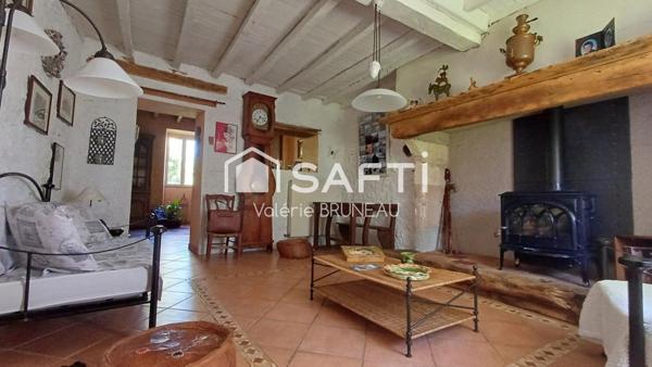 Un havre de paix : Corps de ferme rénové avec 2 gîtes - Dépendances et parc arboré