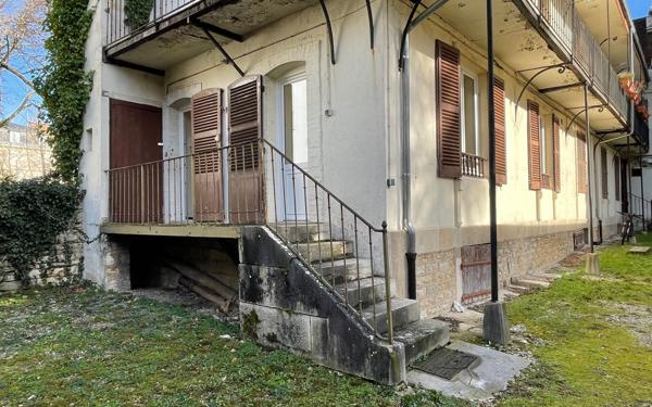 Appartement à vendre    2 pièces • 42 m2 Lons-le-Saunier