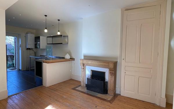 Appartement à vendre    2 pièces • 42 m2 Lons-le-Saunier