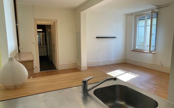 Appartement à vendre    2 pièces • 42 m2 Lons-le-Saunier