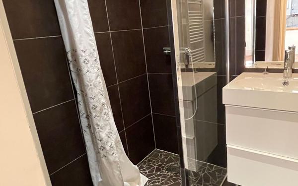 Appartement à vendre    2 pièces • 42 m2 Lons-le-Saunier