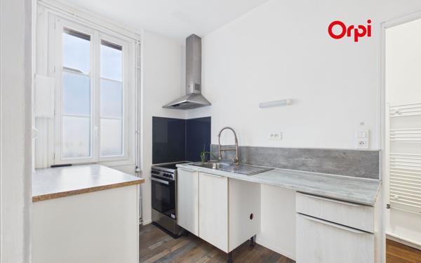 Appartement à louer    4 pièces •  Bernay