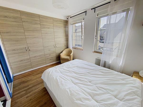 Maison Melgven 90 m2 avec terrasse en excellent état  située en hyper centre de la commune .