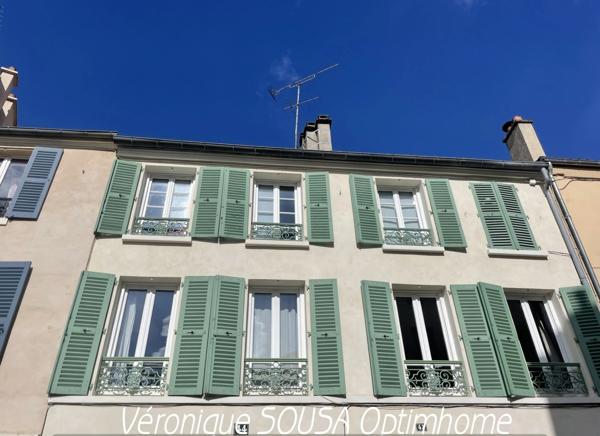 EXCLUSIVITÉ – COUP DE CŒUR – Appartement rénové à 6 min du RER