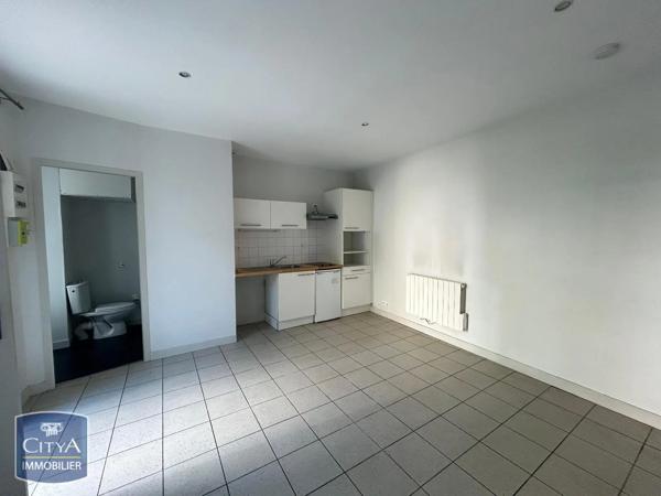Appartement à louer 1 pièce 26.86m² Poitiers (86000)