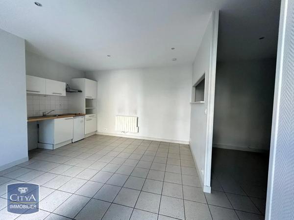 Appartement à louer 1 pièce 26.86m² Poitiers (86000)