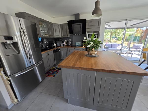 Maison
         4 pièces
        - 113 m² 497 000 € *